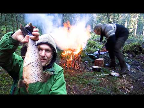 10 people compete for $500,000 in 'Alone' competition, Caught 200 fish, Build the perfect shelter