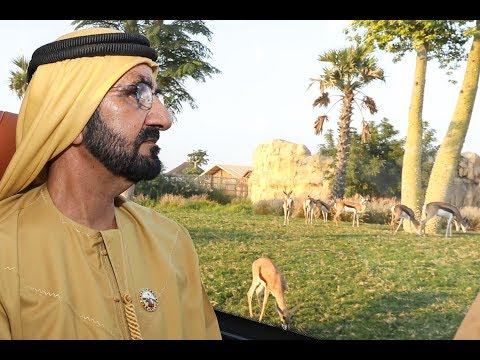 محمد بن راشد يزور سفاري دبي