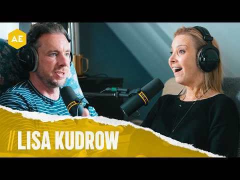Lisa Kudrow | Armchair Expert with Dax Shepard