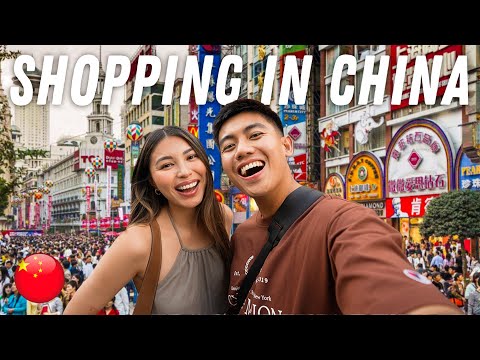 This is what SHOPPING in Shanghai, China is like! 🇨🇳