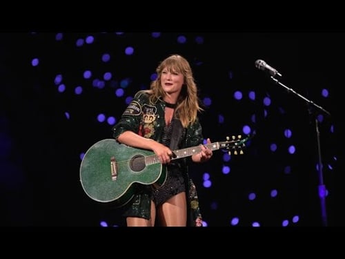 Taylor Swift - I Know Places (Acoustic Performance From The rep tour)