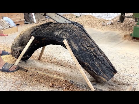 Amazing Skills Of Young Carpenter With Burnt Tree Trunk // The Most Amazing And Unique Table Project