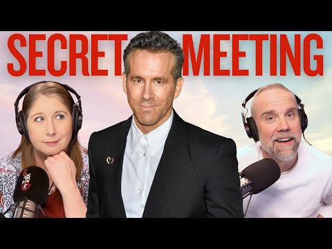 Did Ryan Reynolds Meet With a Divorce Lawyer? | Blinded by the Item