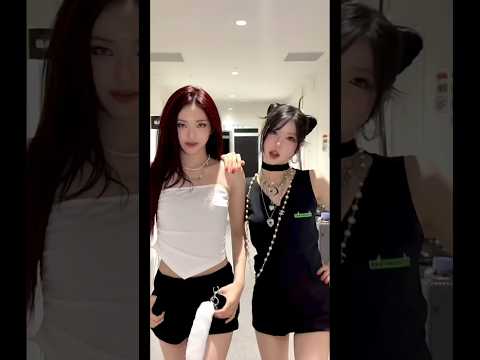 watch us strut 👑👠✨ #BABYMONSTER #베이비몬스터 #ASA #아사 #CHIQUITA #치키타 #shorts