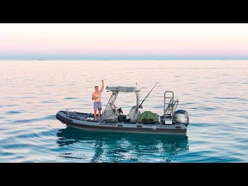 Solo Living In A Coral Reef Lagoon - Spearfishing Barramundi & Campfire Cook Ups