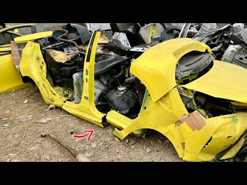 Amazing Pakistani Mechanic Skills - Fully Restoration Badly Damaged scrapped Cars