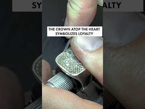 Claddagh signet ring. Do you know their meaning?