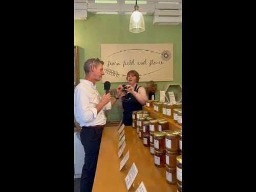 Kai Ryssdal samples honey in London