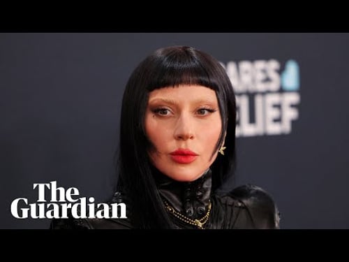 Grammy Awards red carpet – watch live