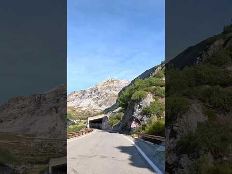 Stilfser Joch mountain pass road, Italy 🇮🇹