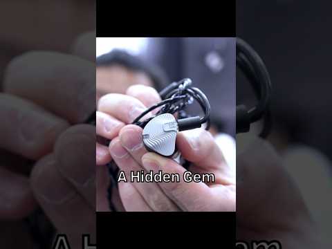 This IEM Surprised Me! Yu9 Que First Impressions at SIAS 2025 #audiophile #headphones #inearmonitors