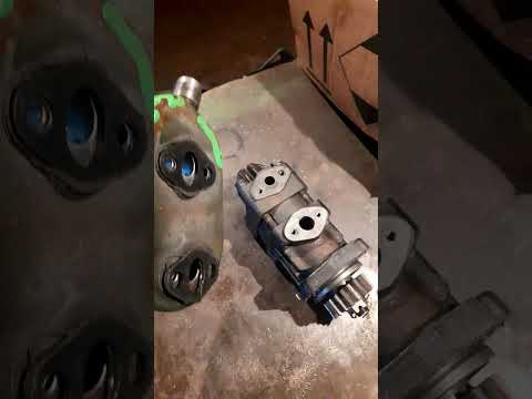 Не прокачивается #ГУР на #камазе. Масло пенится и выкидывает из бачка насоса гура. Что может помочь.