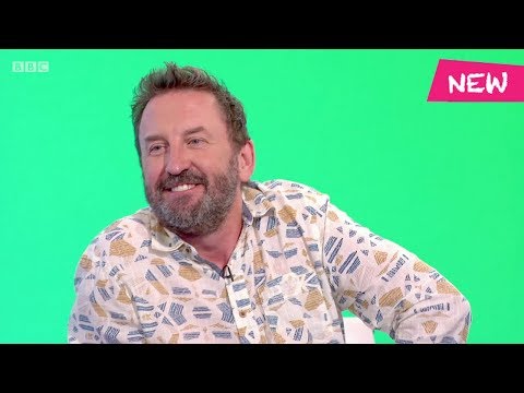 Has Lee Mack been snorkelling in his bathtub for his beach holiday? - Would I Lie to You?