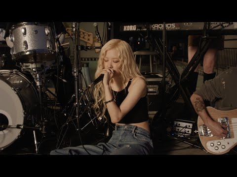 ROSÉ - 3am (live performance)