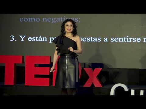 El mundo cuando nos sentimos solos: ¿Cómo la soledad nos afecta? | Ananda Zeas | TEDxCuenca