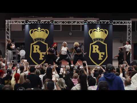 👑ROYAL REUNION👑