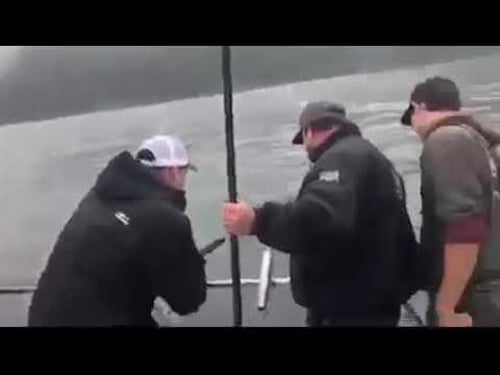 Holy Shit!釣到神秘生物!!